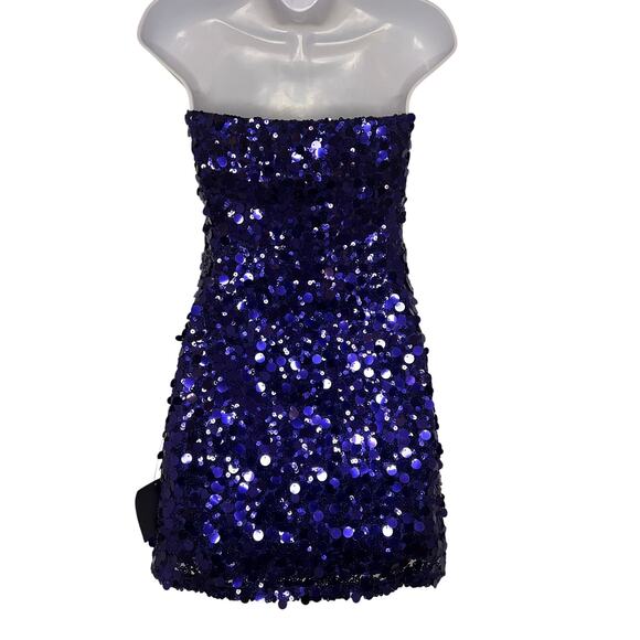 Lulu’s Glittery Persona Dark Blue Sequins Strapless Mini Dress SZ Med HOCO party - Picture 7 of 12